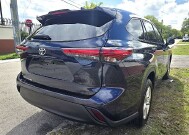 2022 Toyota Highlander in Miramar, FL 33023 - 18151743 7