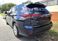 2022 Toyota Highlander in Miramar, FL 33023 - 18151743 5