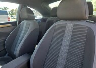 2014 Volkswagen Beetle in Miramar, FL 33023 - 18151749 10