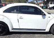 2014 Volkswagen Beetle in Miramar, FL 33023 - 18151749 8