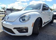 2014 Volkswagen Beetle in Miramar, FL 33023 - 18151749 3