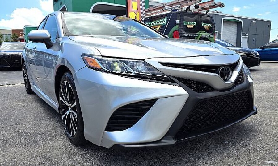 2020 Toyota Camry in Miramar, FL 33023 - 18151755