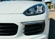 2016 Porsche Cayenne in Phoenix, AZ 85020 - 18151764 6