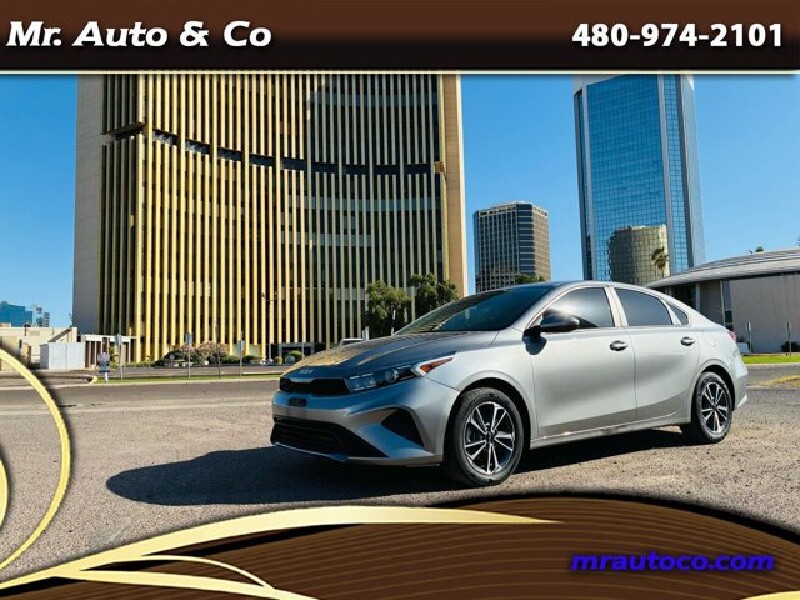 2023 Kia Forte in Phoenix, AZ 85020 - 18151783