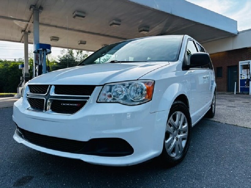 2018 Dodge Grand Caravan in Harrisonburg, VA 22801 - 18151824