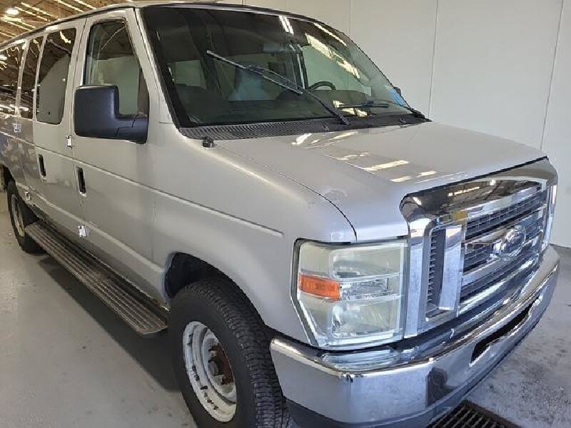 2011 Ford E-350 and Econoline 350 in Blauvelt, NY 10913 - 18151829