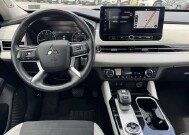 2025 Mitsubishi Outlander in Winchester, VA 22602 - 18151923 15