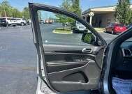 2016 Jeep Grand Cherokee in Marysville, OH 43040 - 18151932 10