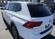 2020 Volkswagen Tiguan in Phoenix, AZ 85022 - 18151946 6