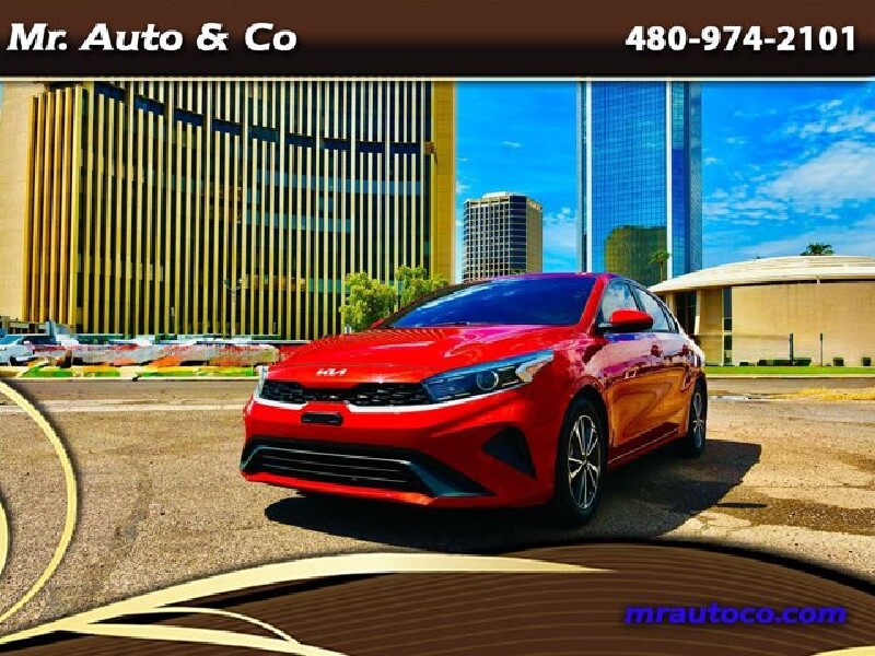 2023 Kia Forte in Phoenix, AZ 85020 - 18151953
