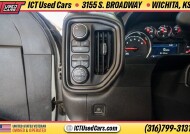 2022 Chevrolet Silverado 2500 in Wichita, KS 67216 - 18152009 15