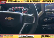 2022 Chevrolet Silverado 2500 in Wichita, KS 67216 - 18152009 17