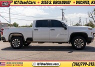 2022 Chevrolet Silverado 2500 in Wichita, KS 67216 - 18152009 6