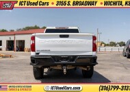 2022 Chevrolet Silverado 2500 in Wichita, KS 67216 - 18152009 4