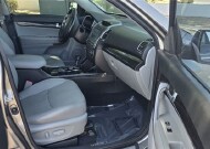 2014 Kia Sorento in Mesa, AZ 85212 - 18152035 15