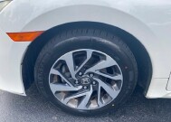 2018 Honda Civic in Marysville, OH 43040 - 18152073 11