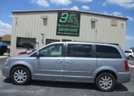 2015 Chrysler Town & Country in Oak Grove, MO 64075 - 18152109 8
