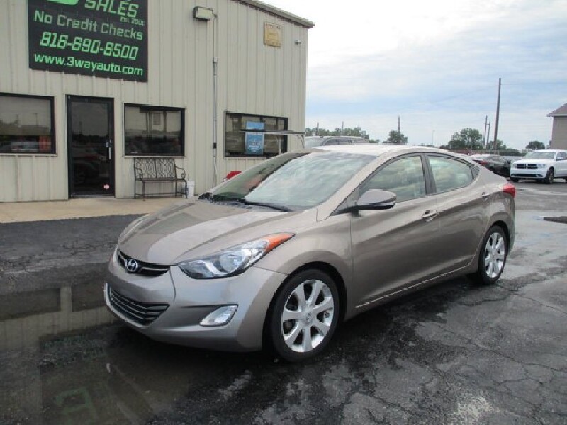 2013 Hyundai Elantra in Oak Grove, MO 64075 - 18152222