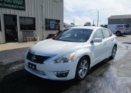 2015 Nissan Altima in Oak Grove, MO 64075 - 18152224 1