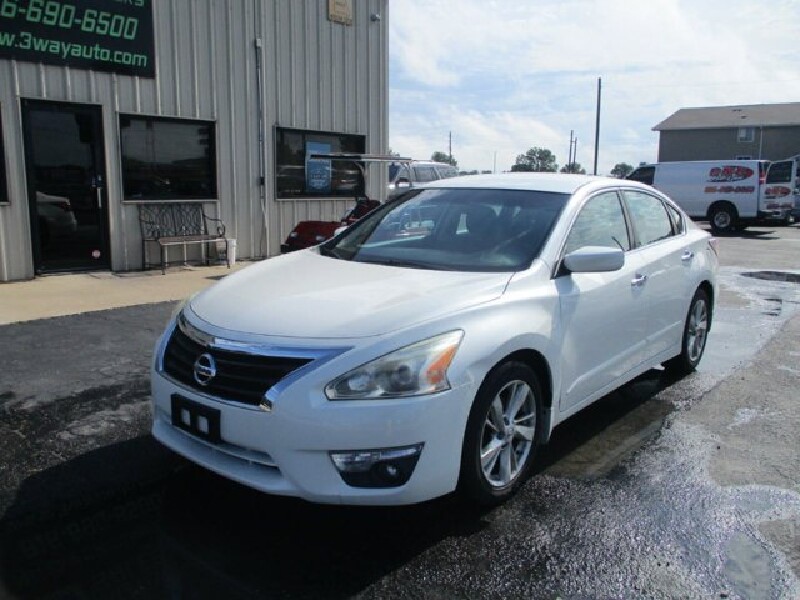 2015 Nissan Altima in Oak Grove, MO 64075 - 18152224