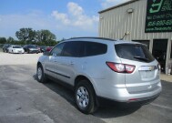 2015 Chevrolet Traverse in Oak Grove, MO 64075 - 18152240 8