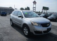2015 Chevrolet Traverse in Oak Grove, MO 64075 - 18152240 3