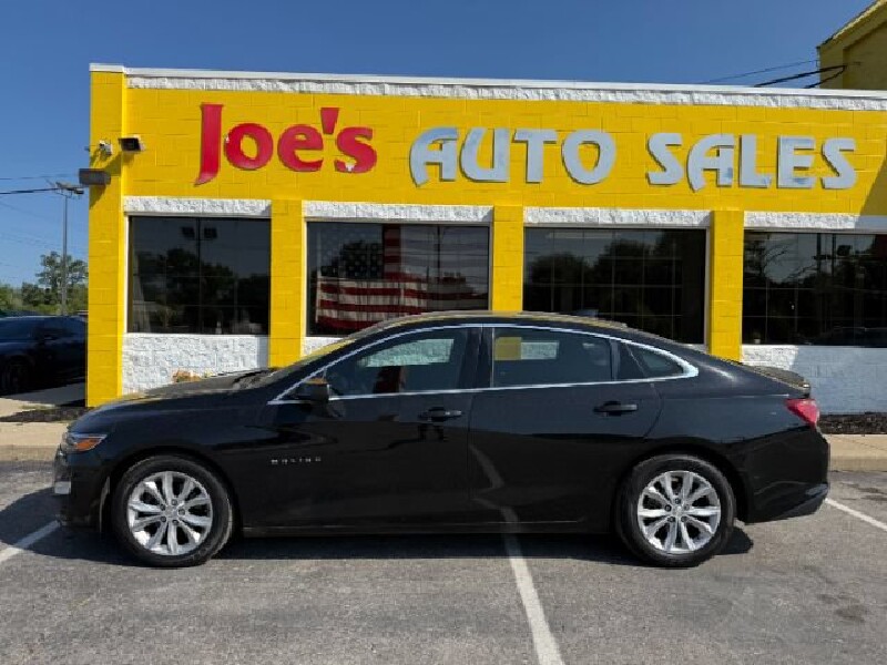 2020 Chevrolet Malibu in Indianapolis, IN 46222-4002 - 18152278