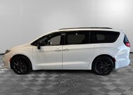 2025 Chrysler Pacifica in Burlington, WI 53105 - 18152318 2