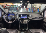 2025 Chrysler Pacifica in Burlington, WI 53105 - 18152318 12