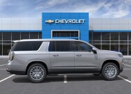 2026 Chevrolet Suburban in Burlington, WI 53105 - 18152319 8