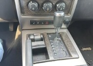 2011 Jeep Liberty in Euclid, OH 44040 - 18152331 10