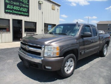 2007 Chevrolet Silverado 1500 in Oak Grove, MO 64075