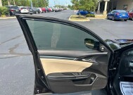 2017 Honda Civic in Marysville, OH 43040 - 18152358 10