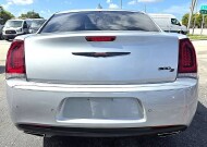 2021 Chrysler 300 in Miramar, FL 33023 - 18152367 6