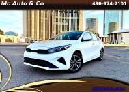 2024 Kia Forte in Phoenix, AZ 85020 - 18152370 1