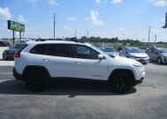 2015 Jeep Cherokee in Oak Grove, MO 64075 - 18152372 4
