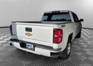 2018 Chevrolet Silverado 1500 in Burlington, WI 53105 - 18152452 5
