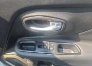 2016 Jeep Renegade in Marysville, OH 43040 - 18152475 32
