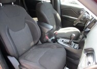 2019 Jeep Cherokee in Oak Grove, MO 64075 - 18152477 10