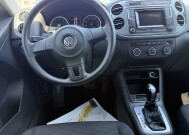 2018 Volkswagen Tiguan in Phoenix, AZ 85022 - 18152482 7