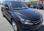 2018 Volkswagen Tiguan in Phoenix, AZ 85022 - 18152482 3