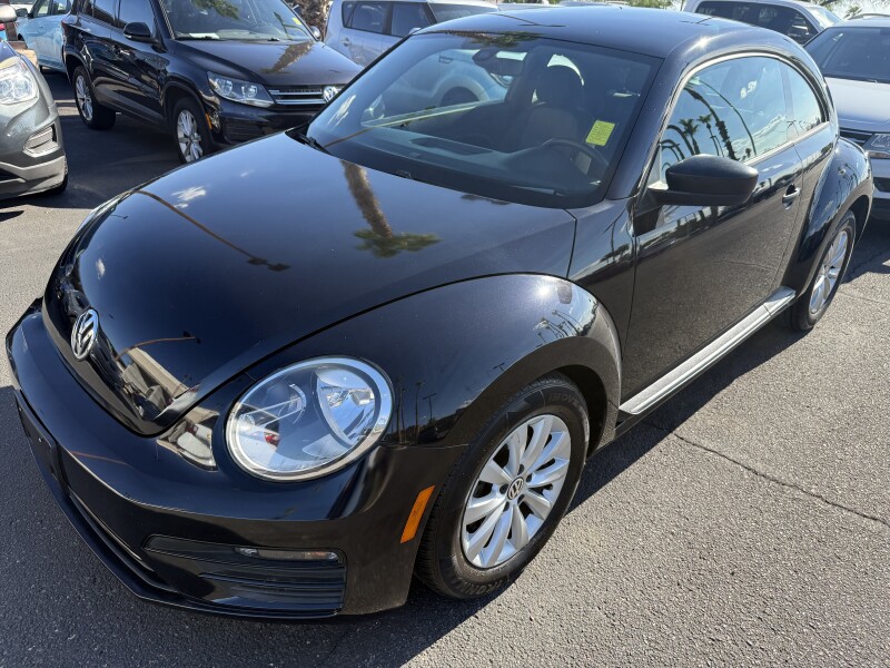 2017 Volkswagen Beetle in Phoenix, AZ 85022 - 18152535