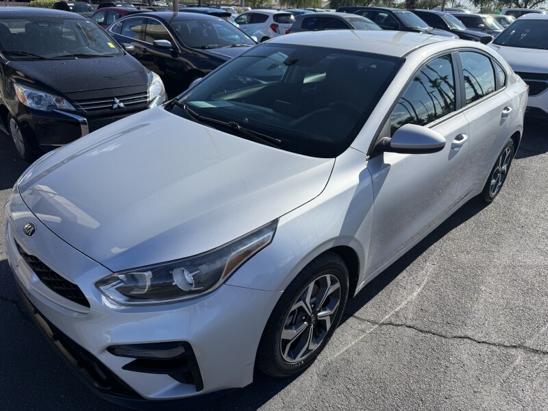 2021 Kia Forte in Phoenix, AZ 85022 - 18152537