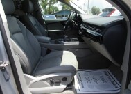 2017 Audi Q7 in Tampa, FL 33604-6914 - 18152565 10