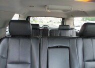 2014 GMC Yukon XL in Oak Grove, MO 64075 - 18152570 13