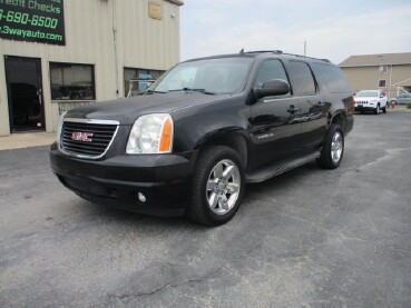 2014 GMC Yukon XL in Oak Grove, MO 64075
