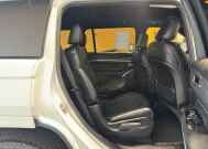 2023 Jeep Grand Cherokee L in Burlington, WI 53105 - 18152581 20