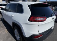 2017 Jeep Cherokee in Phoenix, AZ 85022 - 18152650 6