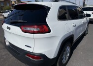2017 Jeep Cherokee in Phoenix, AZ 85022 - 18152650 4