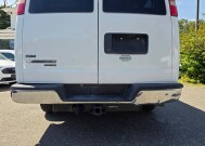 2011 Chevrolet Express 3500 in Blauvelt, NY 10913 - 18152663 41